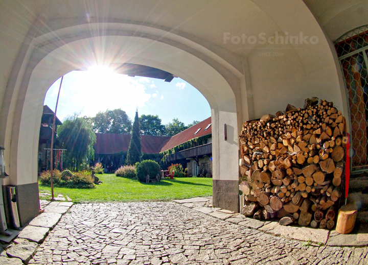 24 | Svatba Eliška & Standa | Statek Kloubek | FotoSchinko